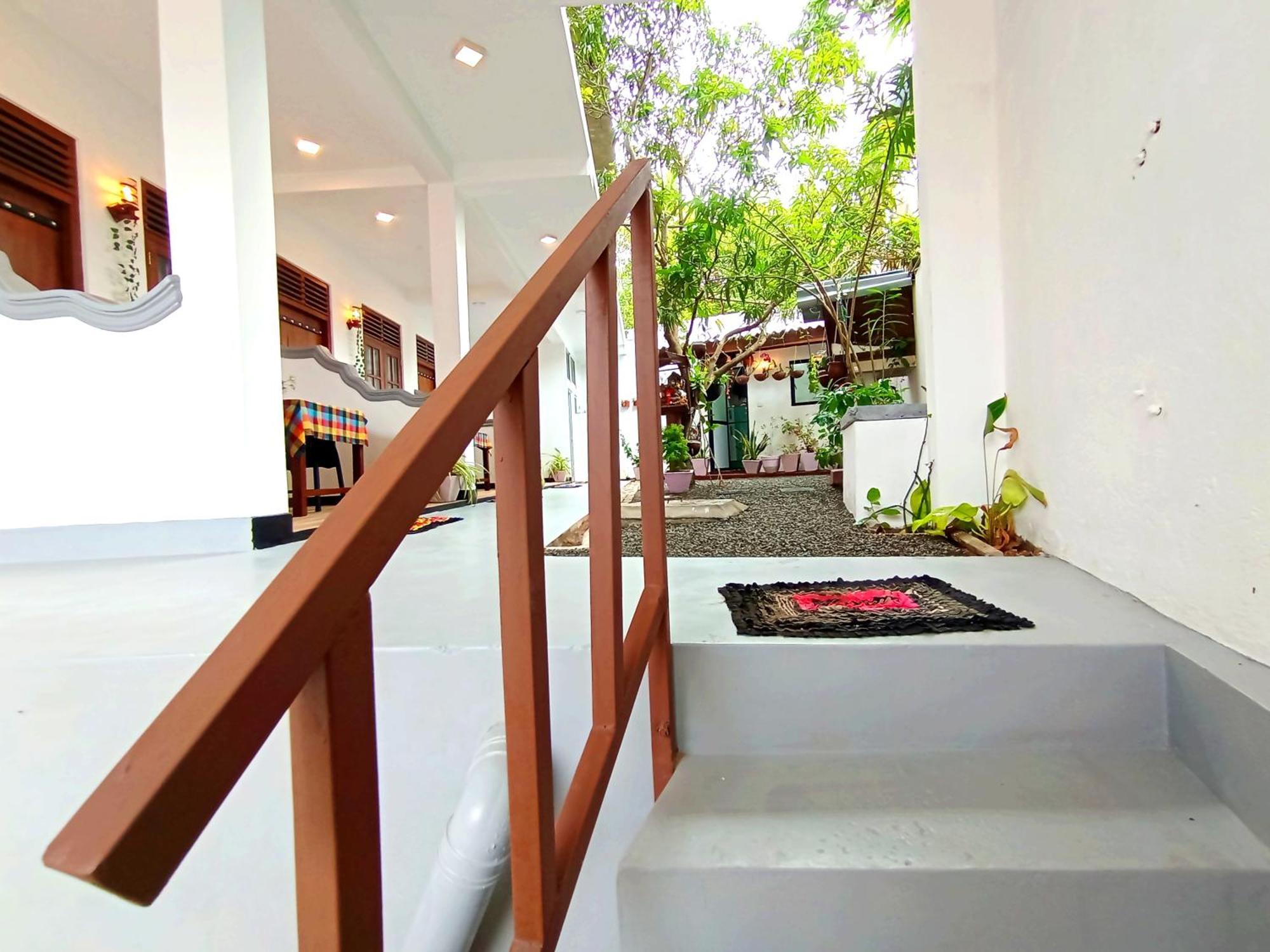 Ramesh Guesthouse Mirissa Exterior foto